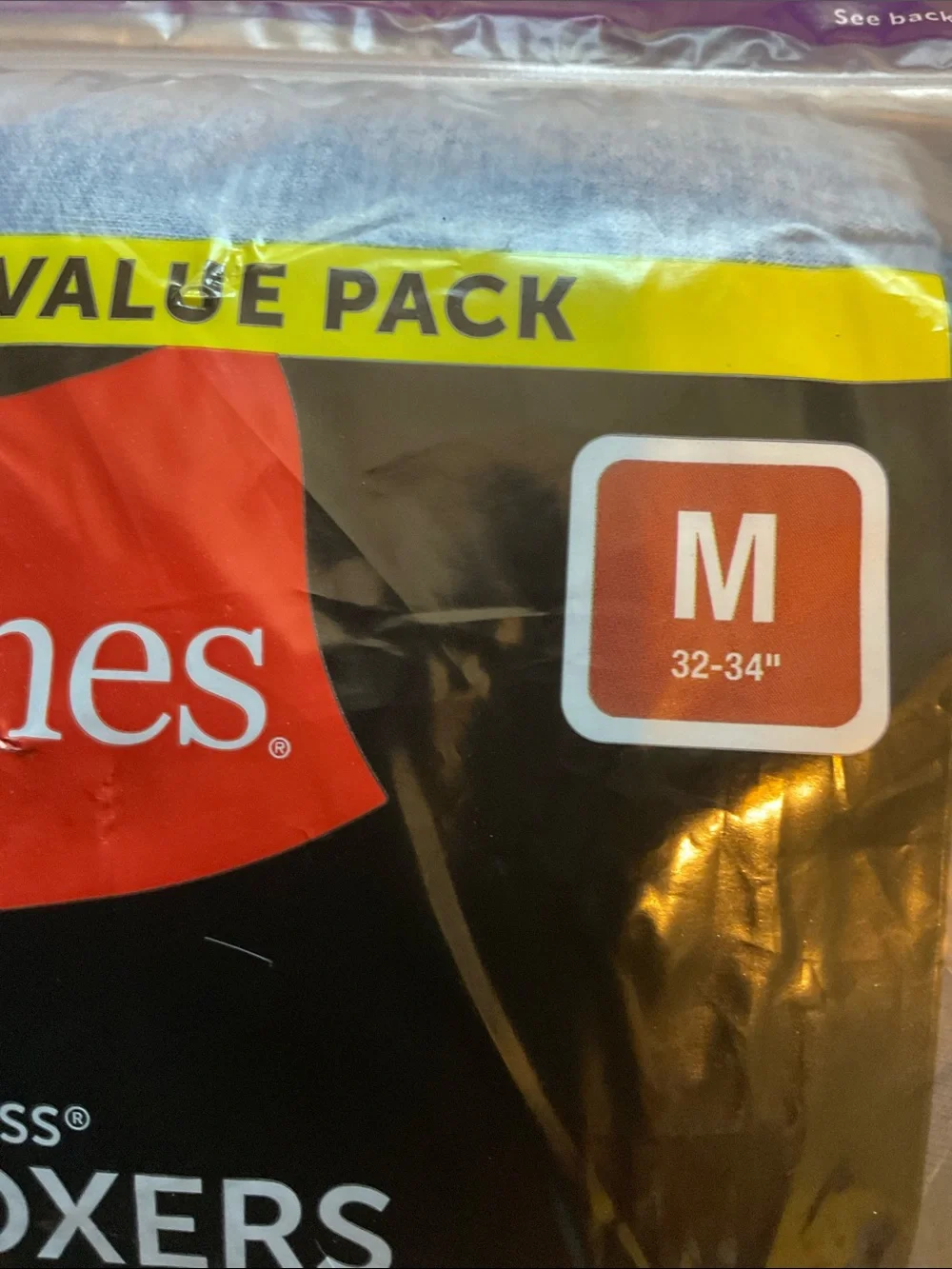 Hanes Men’s Tagless Soft and Breathable No Gap Fly Boxers